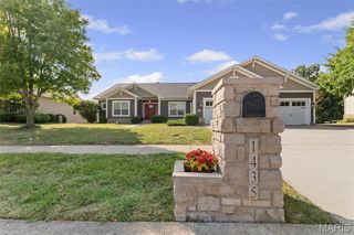 1435 Gambier Terrace, O'fallon, IL 62269