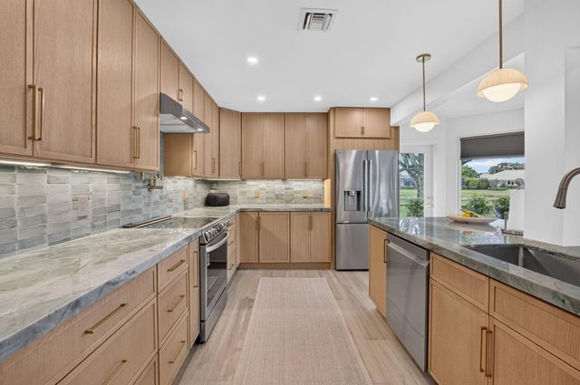 8 SLASH PINE Drive, Boynton Beach, FL 33436