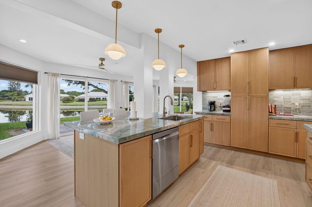 8 SLASH PINE Drive, Boynton Beach, FL 33436