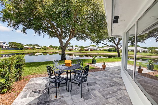 8 SLASH PINE Drive, Boynton Beach, FL 33436