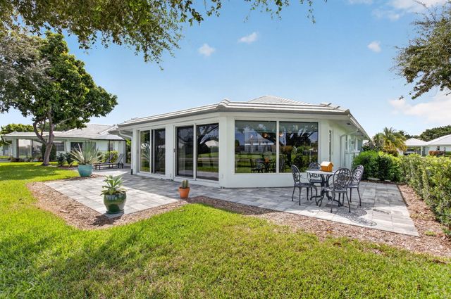 8 SLASH PINE Drive, Boynton Beach, FL 33436