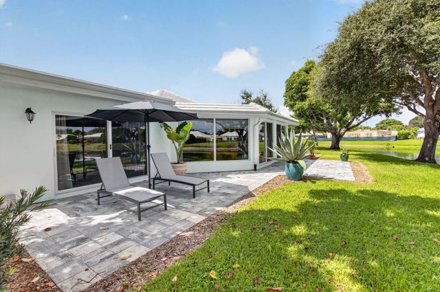 8 SLASH PINE Drive, Boynton Beach, FL 33436