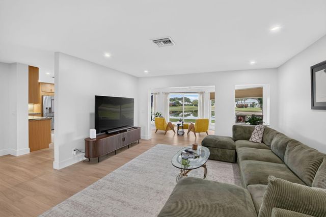 8 SLASH PINE Drive, Boynton Beach, FL 33436