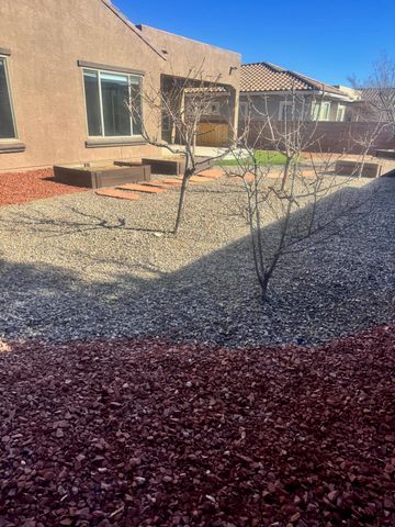 2220 Cebolla Creek Way NW, Albuquerque, NM 87120