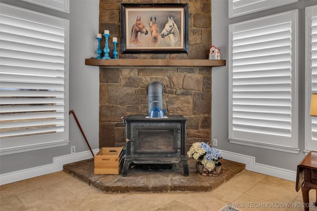 7033 S 4130 Road, Talala, OK 74080