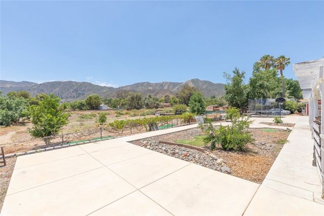 15271 Alvarado, Lake Elsinore, CA 92530