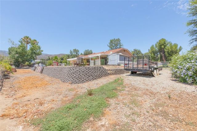 15271 Alvarado, Lake Elsinore, CA 92530