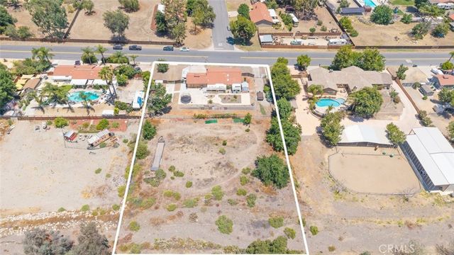 15271 Alvarado, Lake Elsinore, CA 92530