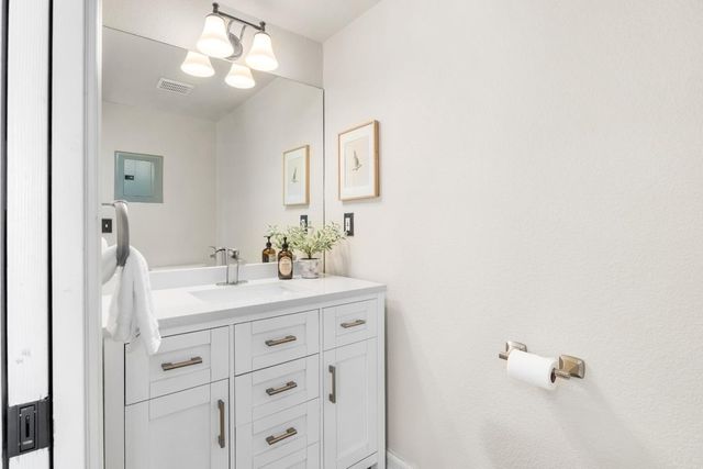 10 Mary Case Lane, Santa Cruz, CA 95060