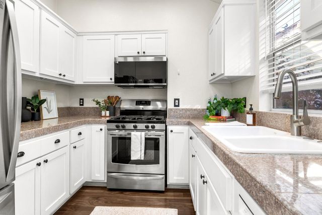 10 Mary Case Lane, Santa Cruz, CA 95060