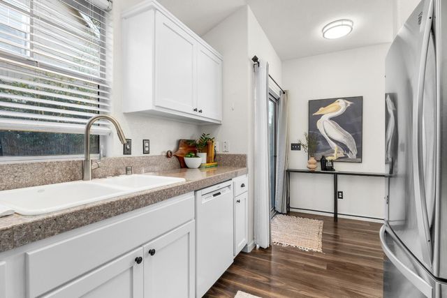 10 Mary Case Lane, Santa Cruz, CA 95060