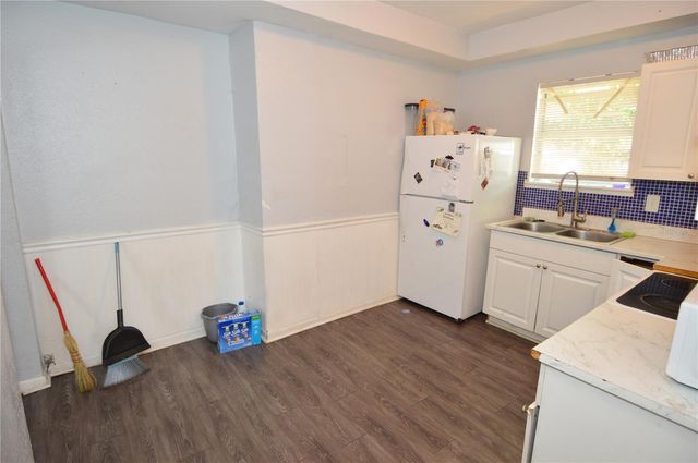 811 18TH AVENUE S, St Petersburg, FL 33705