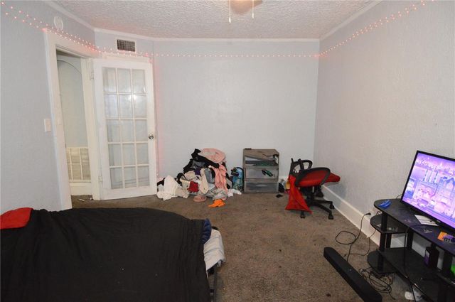 811 18TH AVENUE S, St Petersburg, FL 33705