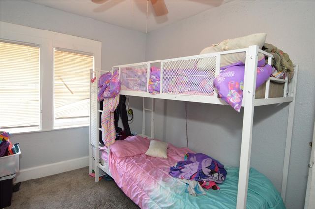 811 18TH AVENUE S, St Petersburg, FL 33705