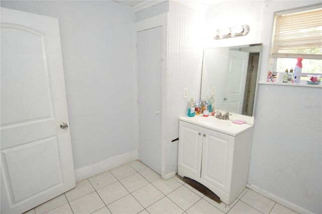 811 18TH AVENUE S, St Petersburg, FL 33705