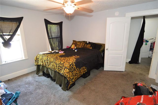 811 18TH AVENUE S, St Petersburg, FL 33705