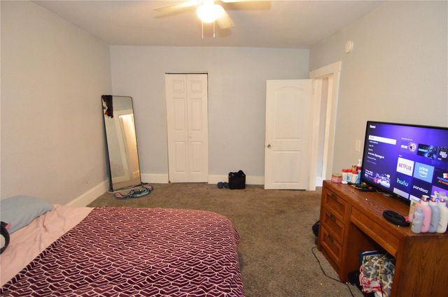 811 18TH AVENUE S, St Petersburg, FL 33705