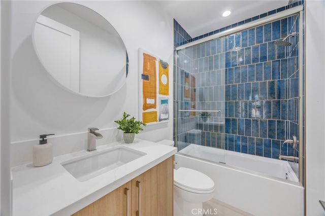 2420 Ives Lane A, Redondo Beach, CA 90278