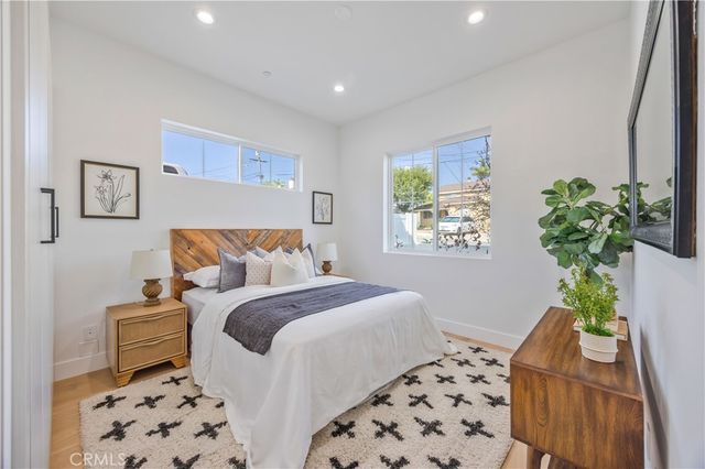 2420 Ives Lane A, Redondo Beach, CA 90278