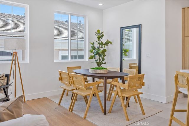 2420 Ives Lane A, Redondo Beach, CA 90278