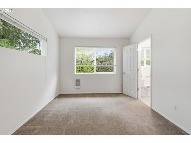 10545 Sw COUGAR Ln, Beaverton, OR 97008