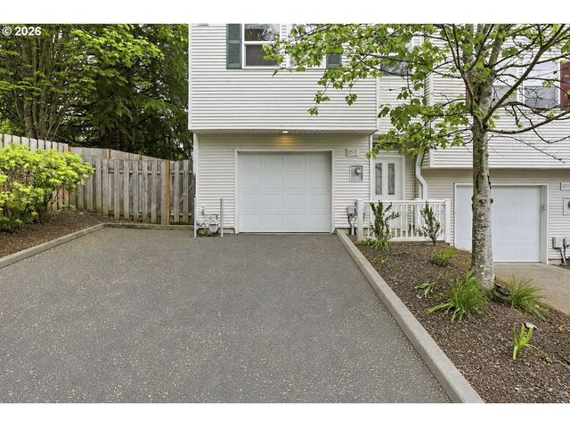 10545 Sw COUGAR Ln, Beaverton, OR 97008