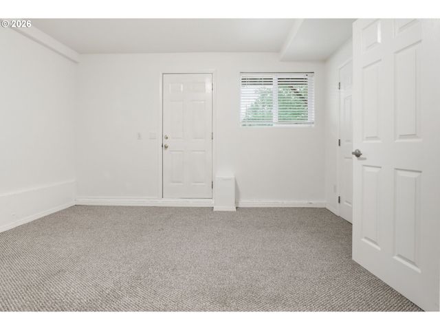 10545 Sw COUGAR Ln, Beaverton, OR 97008