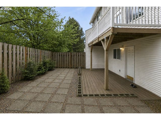 10545 Sw COUGAR Ln, Beaverton, OR 97008