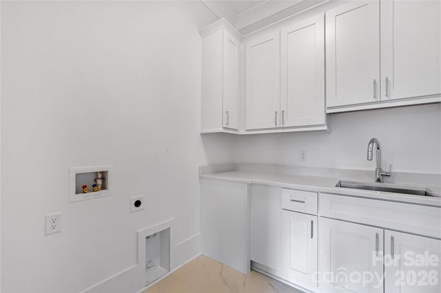 5042 Gilchrist Road 2B, Charlotte, NC 28211