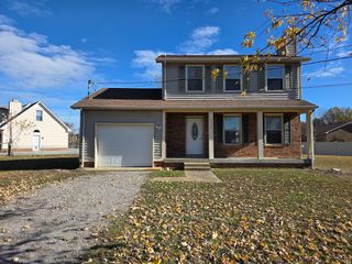 3393 Minor Dr, Clarksville, TN 37042