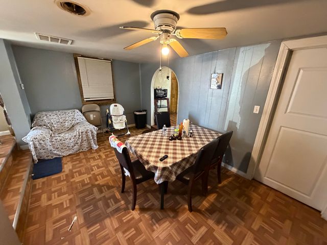 627 N Forest Avenue, Springfield, MO 65802