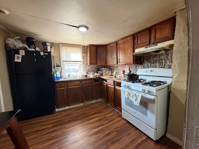 627 N Forest Avenue, Springfield, MO 65802
