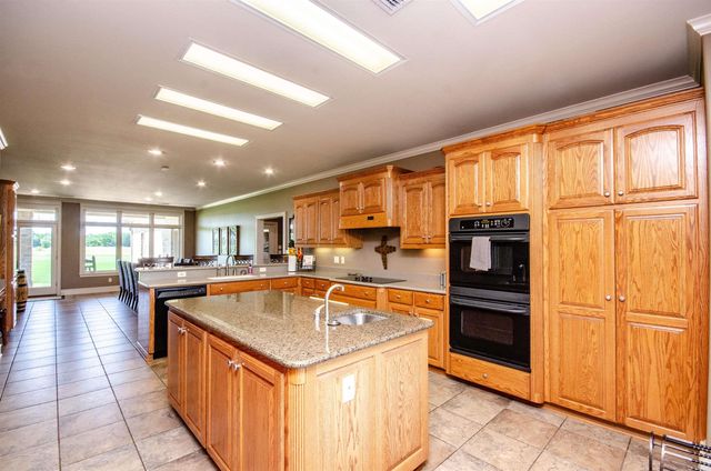 54 Middle Road, Conway, AR 72032