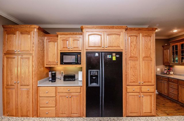 54 Middle Road, Conway, AR 72032