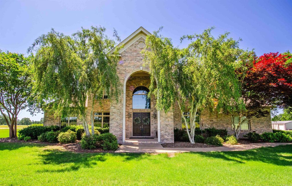 54 Middle Road, Conway, AR 72032