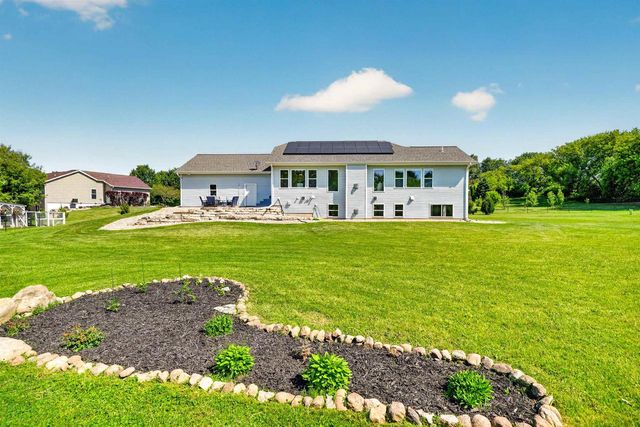 4648 Pierceville Road, Cottage Grove, WI 52527