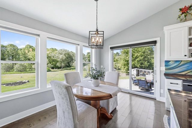 4648 Pierceville Road, Cottage Grove, WI 52527