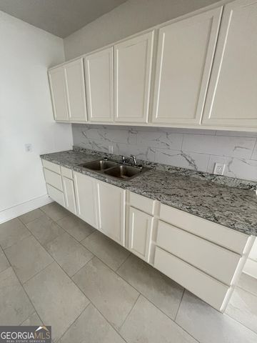 217 Barnesville Street, Thomaston, GA 30286