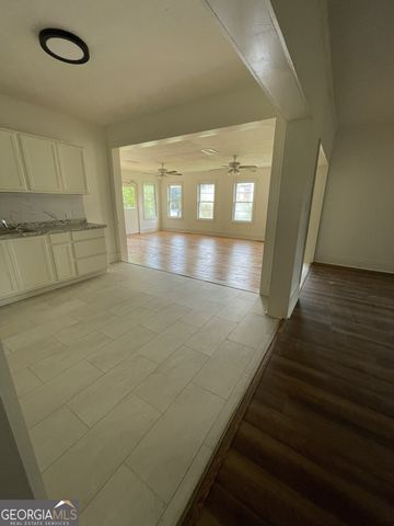 217 Barnesville Street, Thomaston, GA 30286