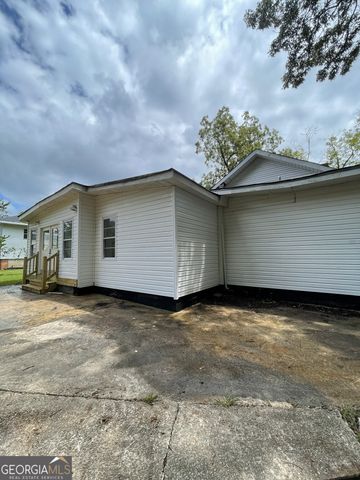 217 Barnesville Street, Thomaston, GA 30286
