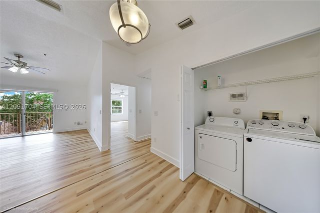 5570 NW 61st St 930, Coconut Creek, FL 33073