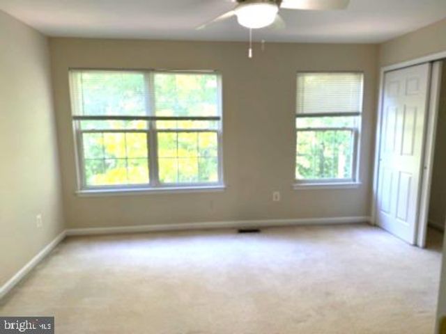 5448 CHIEFTAIN CIR, Alexandria, VA 22312