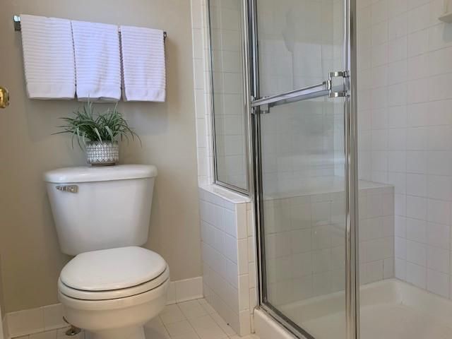 5448 CHIEFTAIN CIR, Alexandria, VA 22312