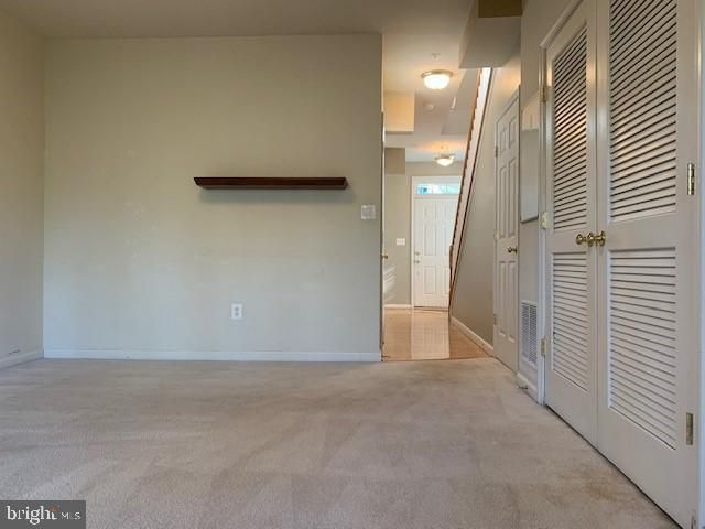 5448 CHIEFTAIN CIR, Alexandria, VA 22312
