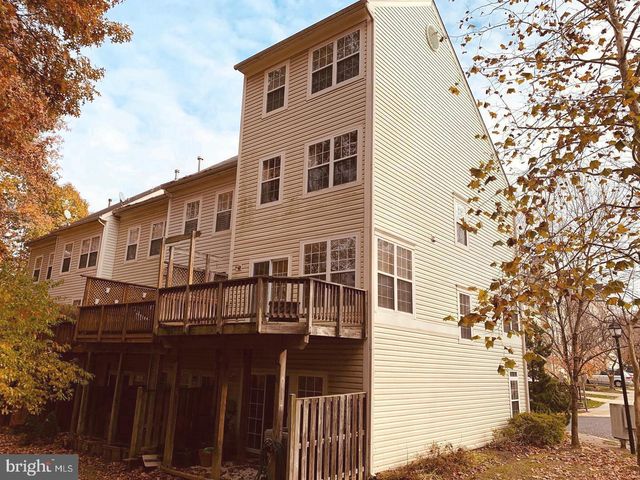 5448 CHIEFTAIN CIR, Alexandria, VA 22312
