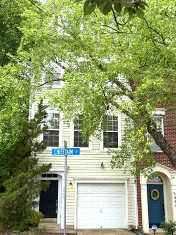 5448 CHIEFTAIN CIR, Alexandria, VA 22312