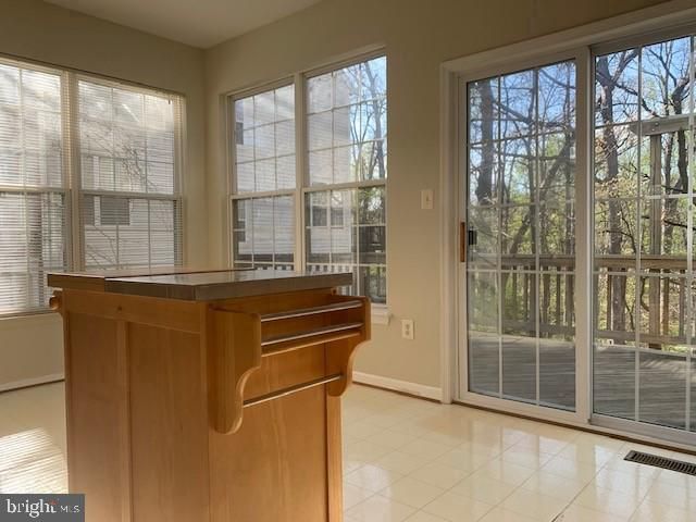 5448 CHIEFTAIN CIR, Alexandria, VA 22312