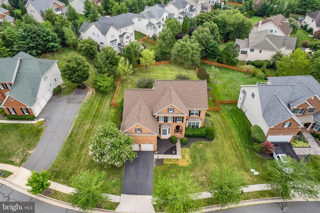 5221 JACOBS CREEK PL, Haymarket, VA 20169