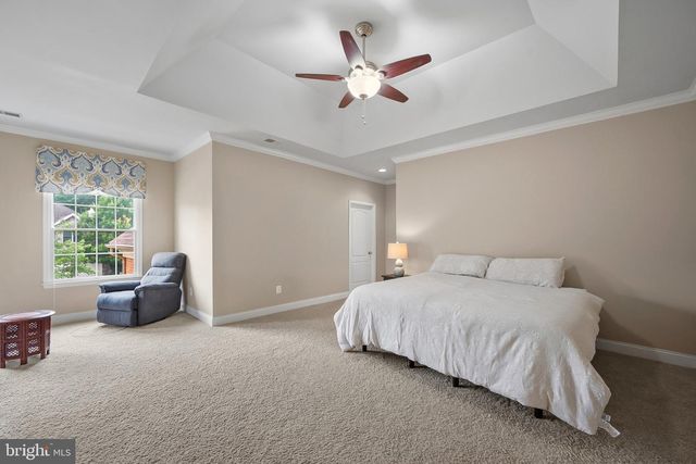 5221 JACOBS CREEK PL, Haymarket, VA 20169