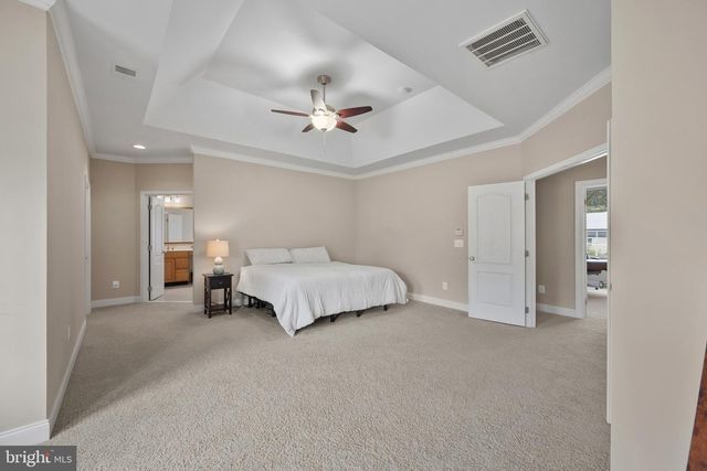 5221 JACOBS CREEK PL, Haymarket, VA 20169